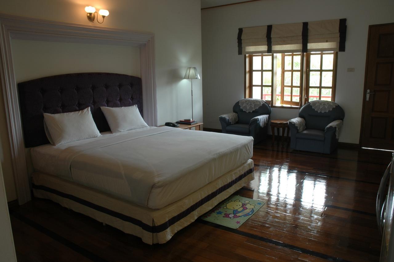 Myanmar Life Hotel Rangoon Buitenkant foto